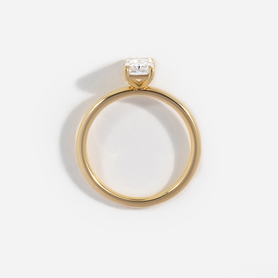 0.90ct Yellow Gold Una Solitaire Engagement Ring